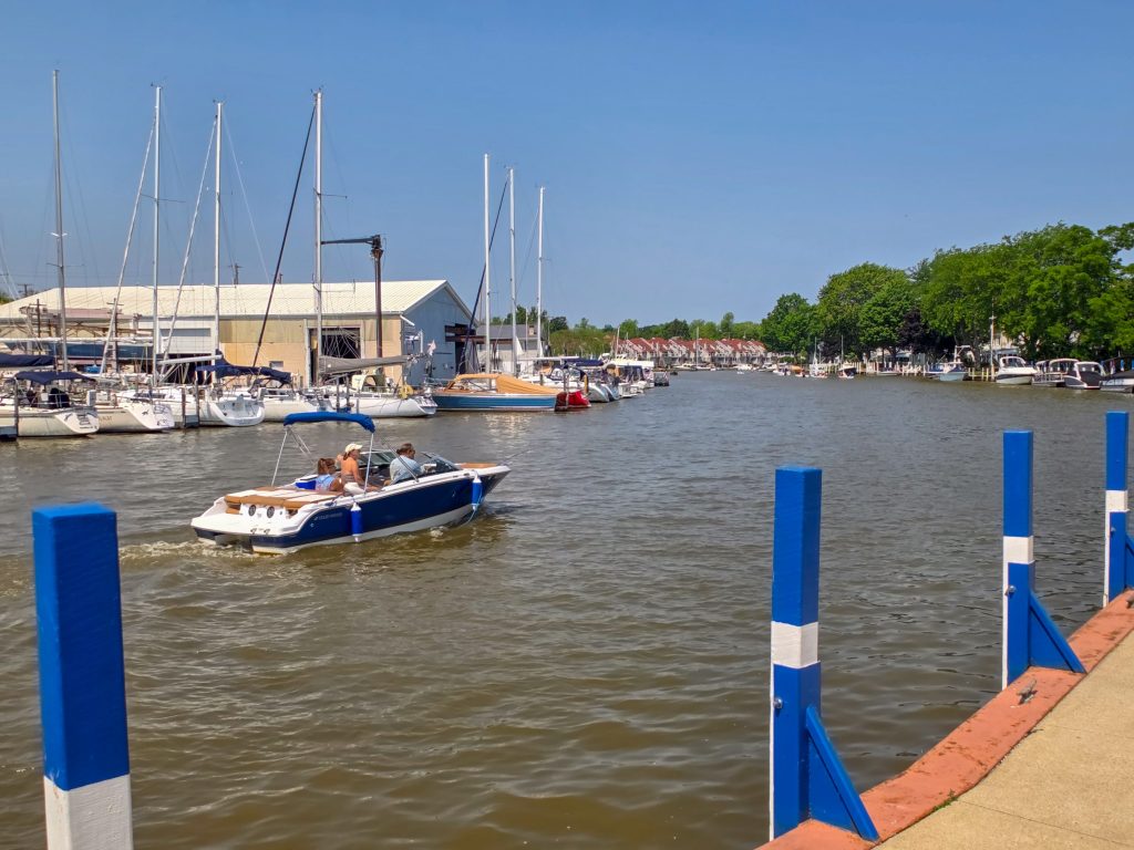 Boat traveling along Vermilion River toward Lake Erie
