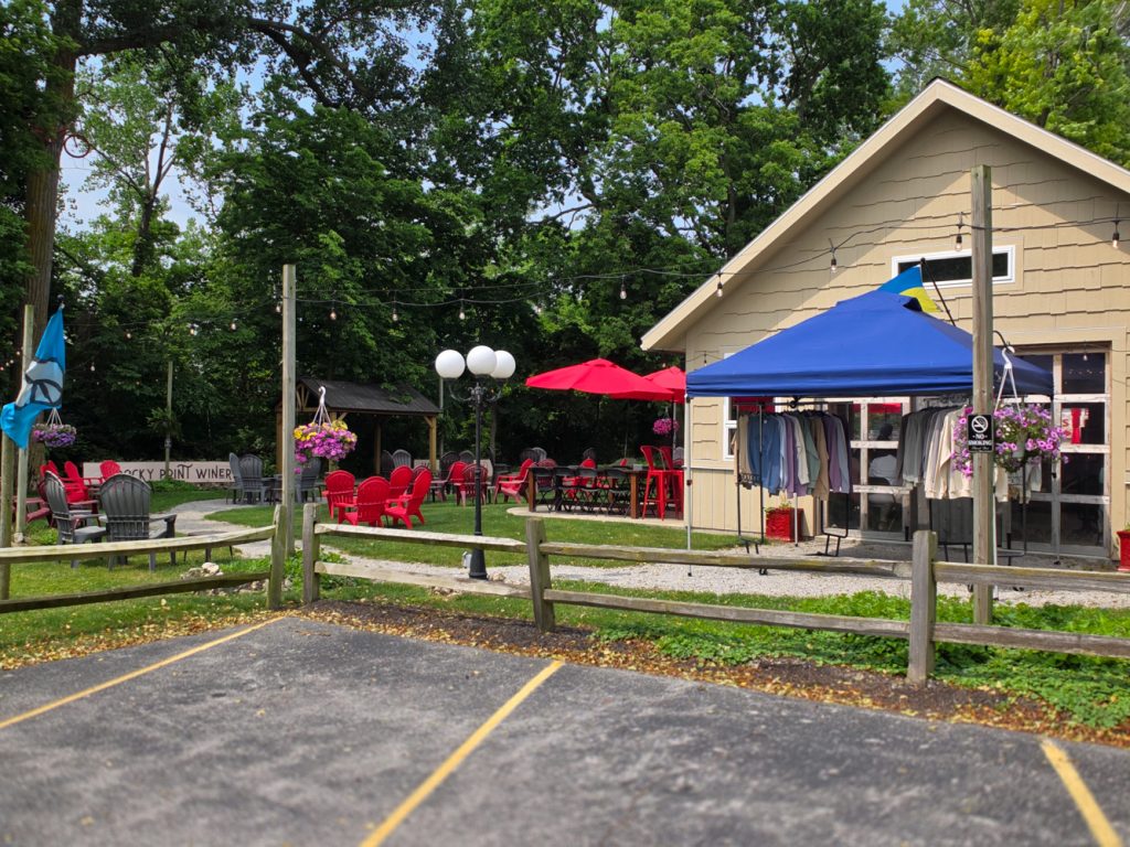 Outdoor patio and tasting area at Rocky Point Winery Marblehead Ohio